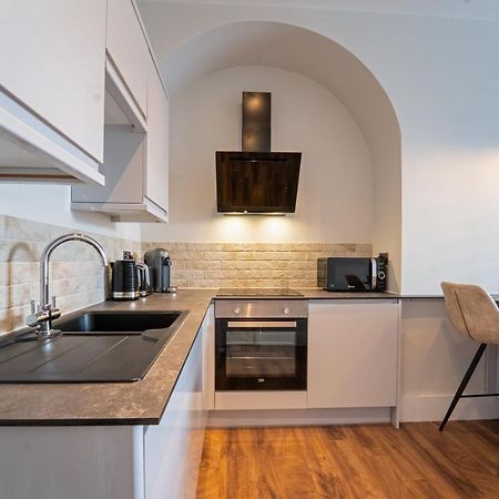 Watergate Penthouse - New 2 Bed Luxury Apartment In City Centre Τσέστερ Εξωτερικό φωτογραφία