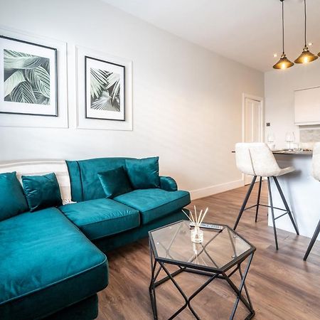 Watergate Penthouse - New 2 Bed Luxury Apartment In City Centre Τσέστερ Εξωτερικό φωτογραφία