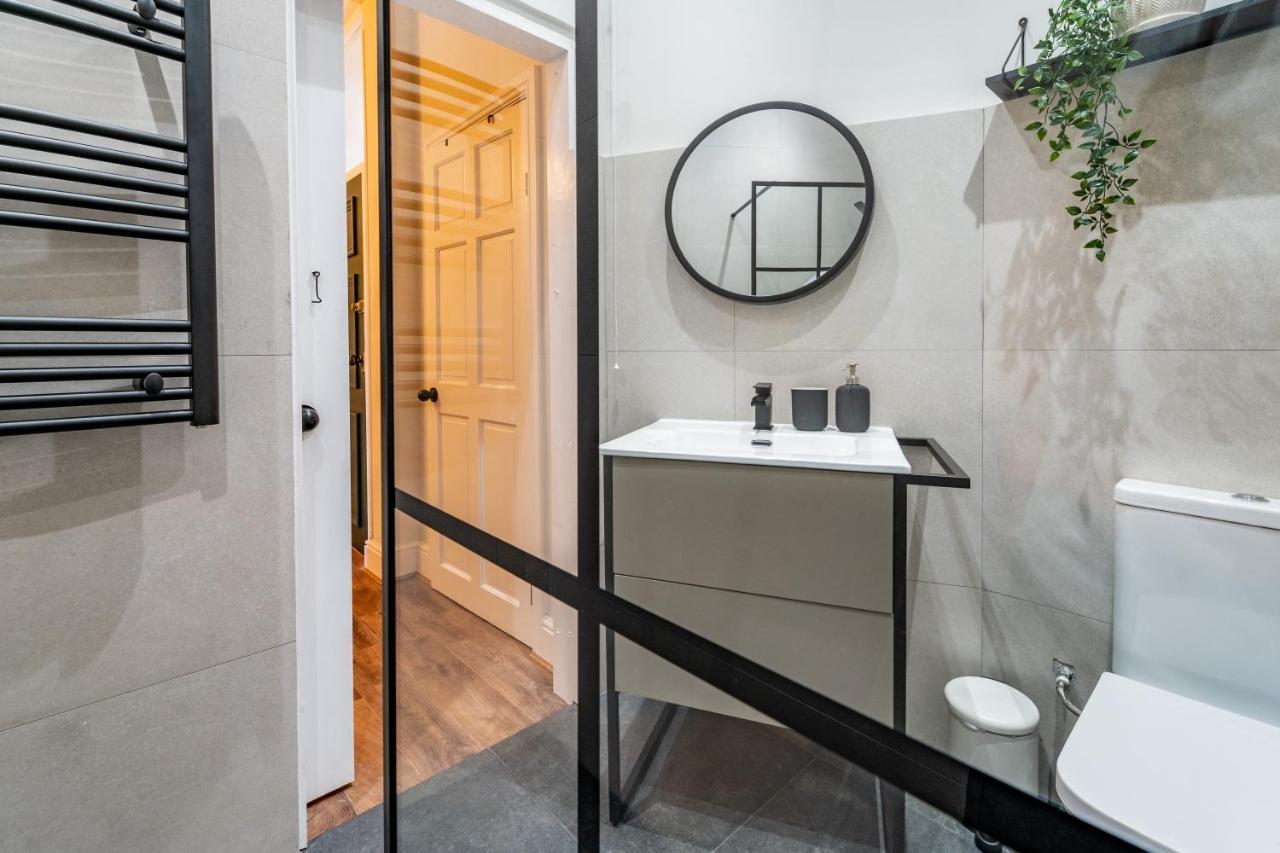 Watergate Penthouse - New 2 Bed Luxury Apartment In City Centre Τσέστερ Εξωτερικό φωτογραφία